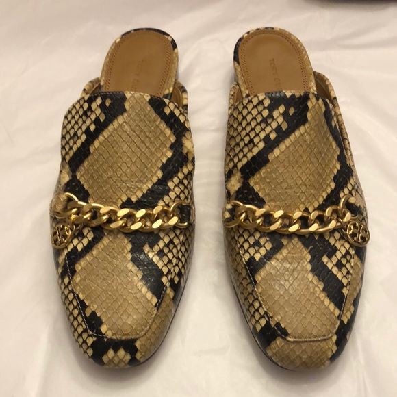 Tory Burch Mini Benton Loafer Slide w/Charm in Sand Drift Embossed. Size 7.5. - Picture 2 of 14